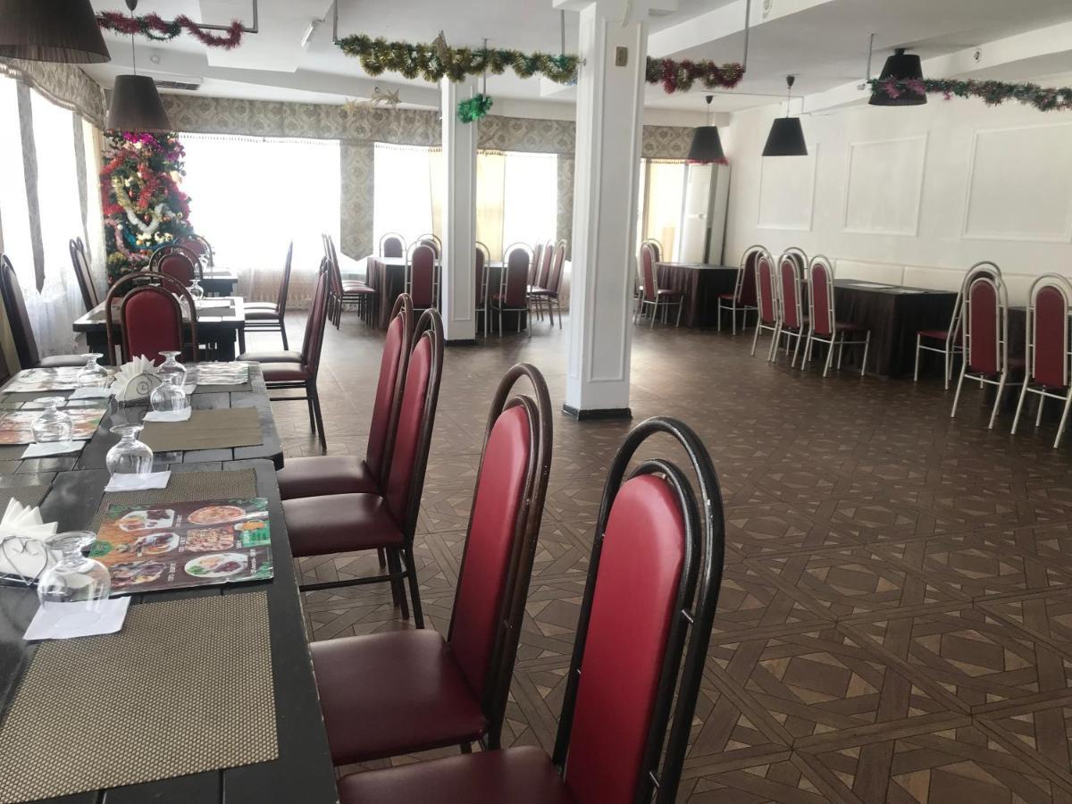 Nuri Hotel Стадион Karagandy Exteriör bild