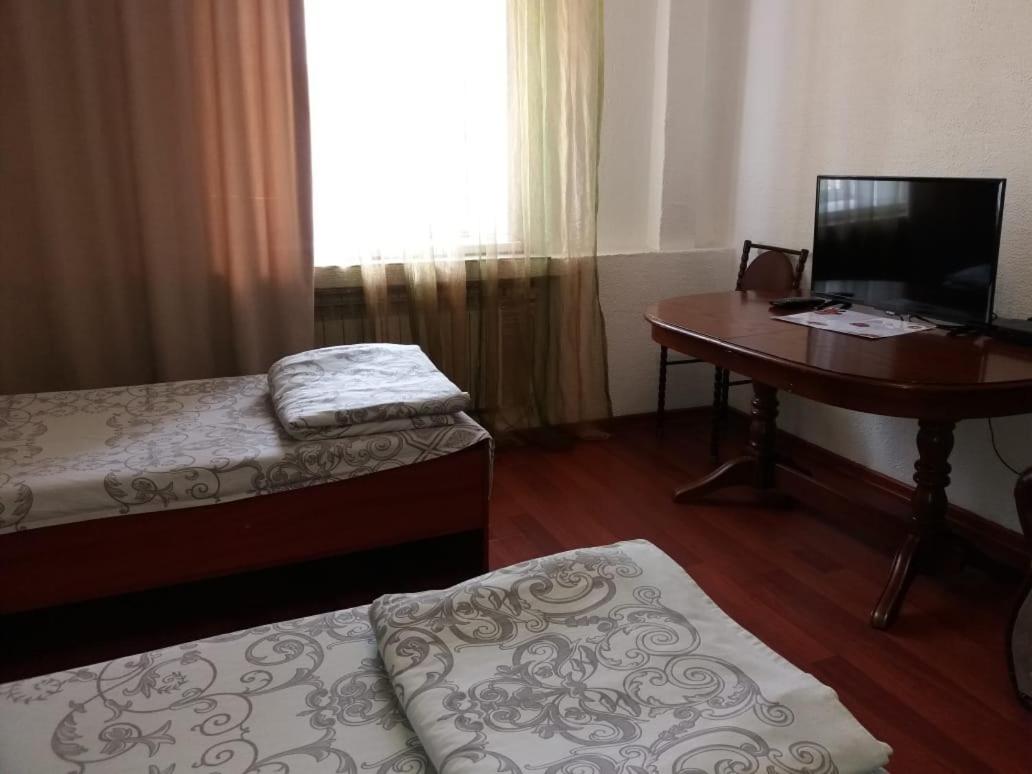 Nuri Hotel Стадион Karagandy Exteriör bild